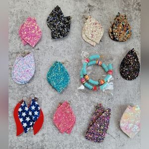 Light Weight Pierced Ear Earrings Lot